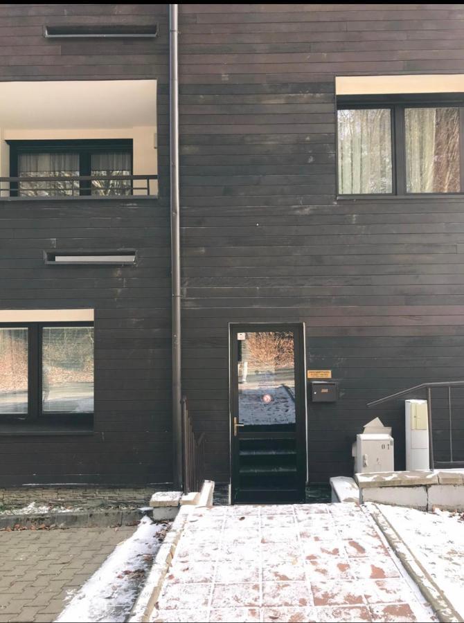 Utulny Apartman Triangel 50M Od Lyziarskeho Vleku Zahradky Donovaly Exterior foto