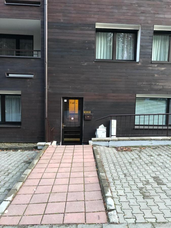 Utulny Apartman Triangel 50M Od Lyziarskeho Vleku Zahradky Donovaly Exterior foto